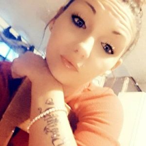 Meet your Posher, Nichole
